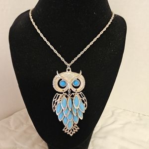 Unique Vintage Articulated Hoot owl
